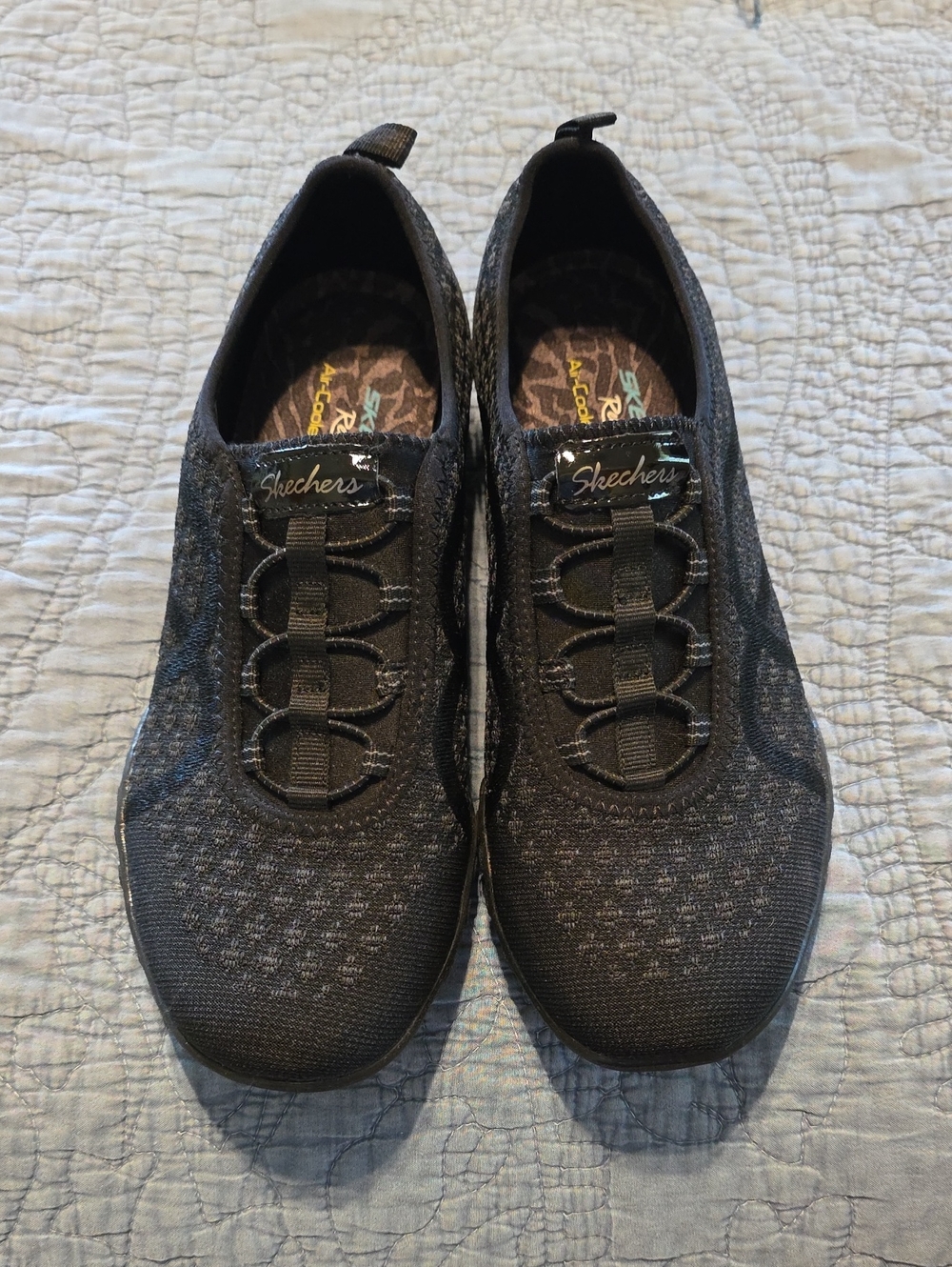 Skechers Relaxed Fit air-cooled memory foam - Picture 1 of 6